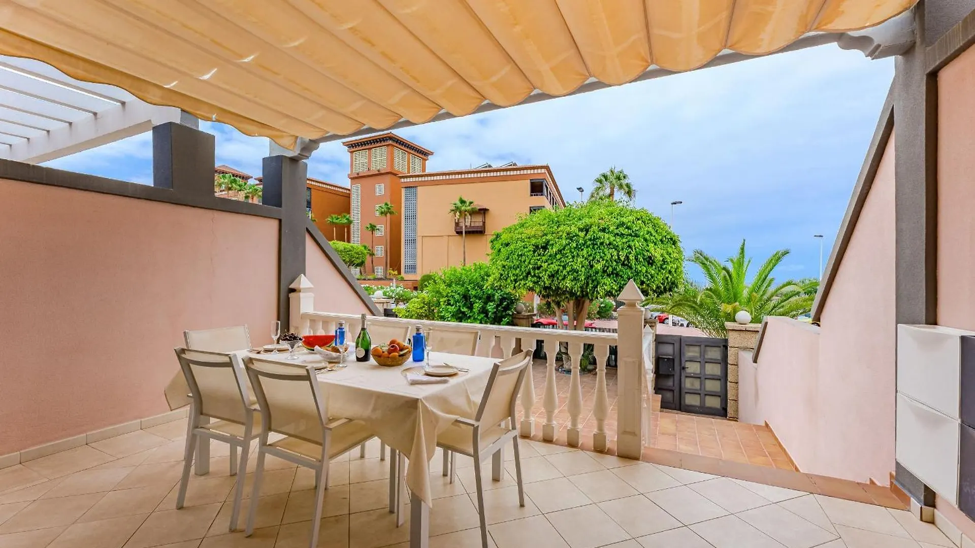 Ferienwohnung Townhouse Near The Ocean Costa Adeje  Apartment