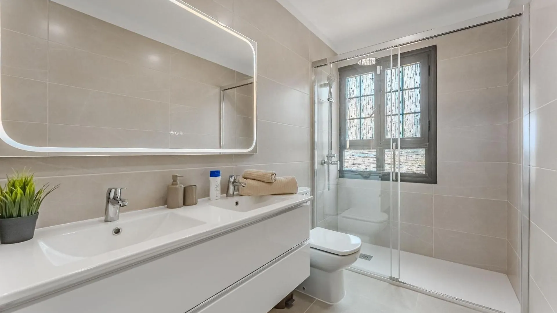 아데제 Townhouse Near The Ocean 아파트