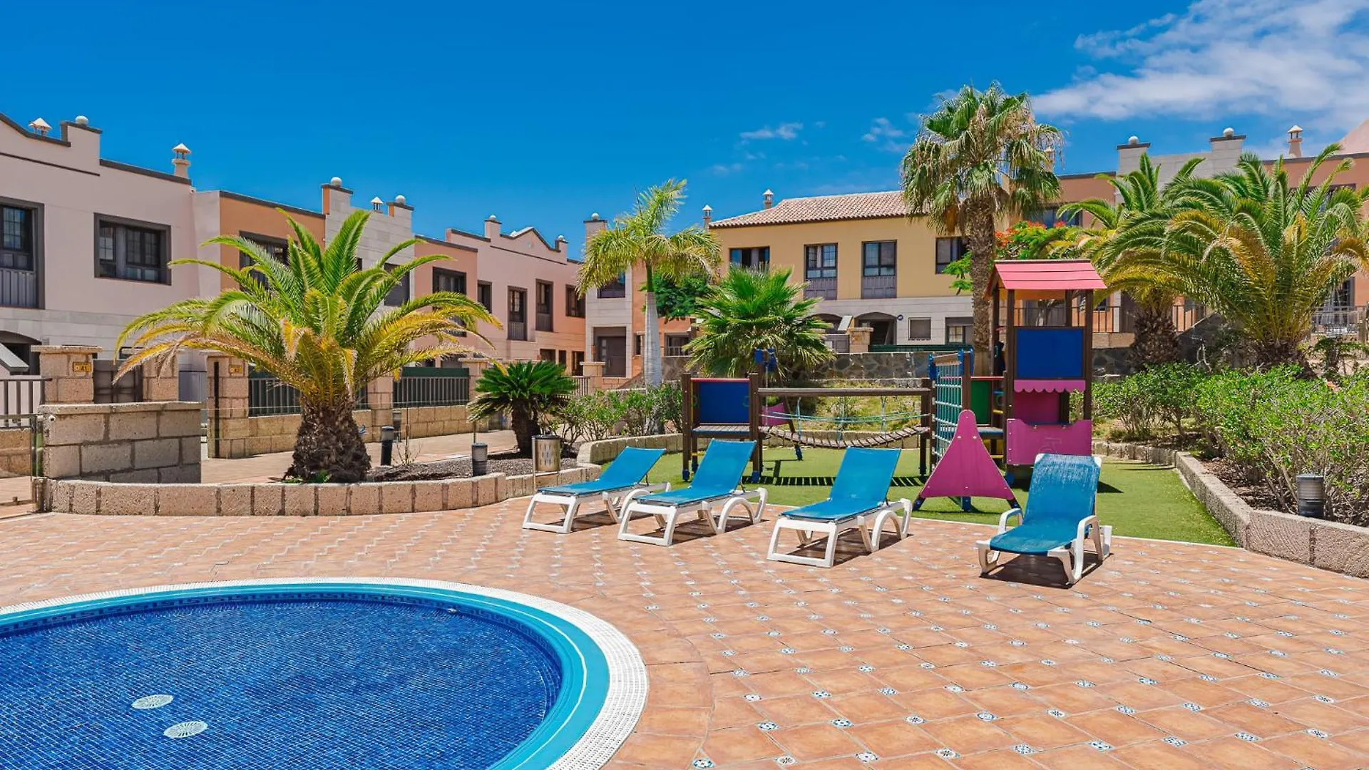 아데제 Townhouse Near The Ocean 아파트